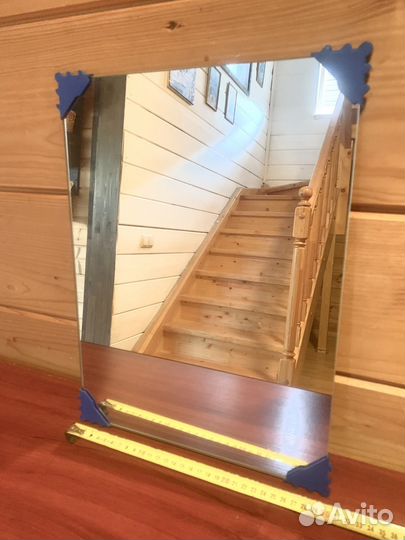 Зеркало настенное 30 на 40. Новое