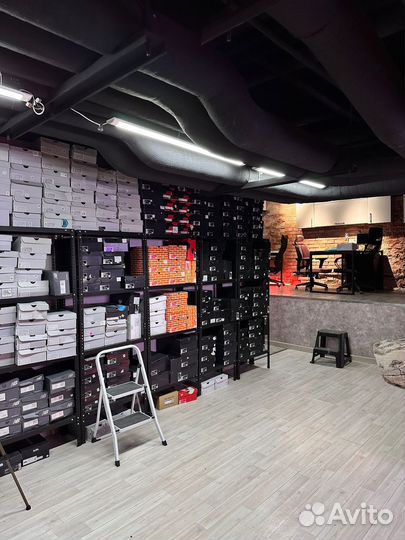 Прибыльный Магазин Ориг. одежды и обуви