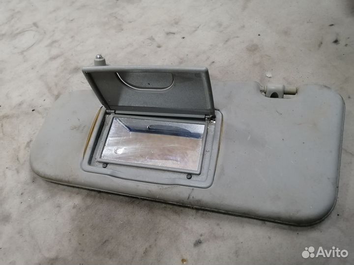 Козырек солнцезащитный левый для Kia RIO 2000-2005