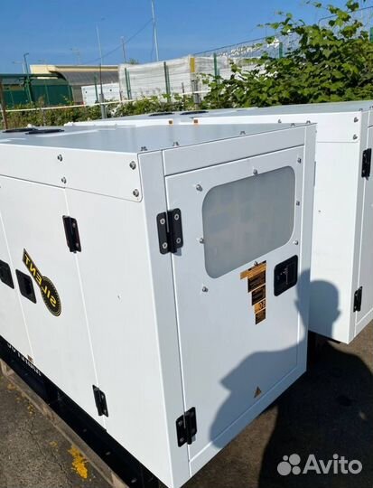 Дизельный генератор 22 кВт Amp