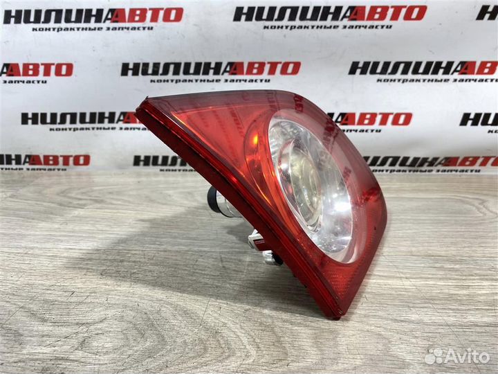 Фонарь левый в крышку багажника VW Пассат Б6