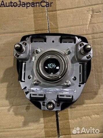 Тойота камри В 70 Подушка безопасности в руль