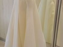 Свадебное платье новое, 44-42 молочного цвета