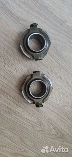 Выжимной подшипник на Мазду tribute 2003г