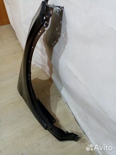 Крыло правое переднее правое Ford Explorer 5 U502