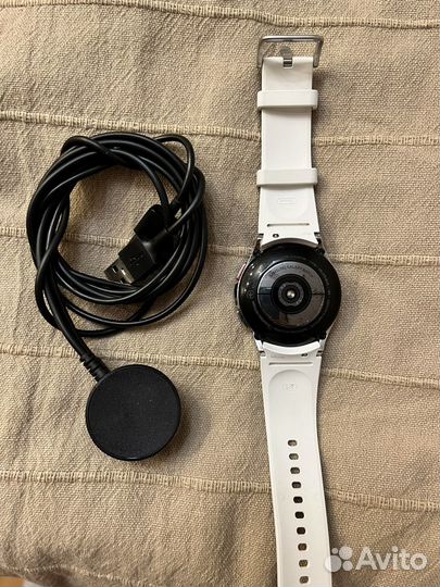 Samsung Galaxy Watch 4 classic 42mm