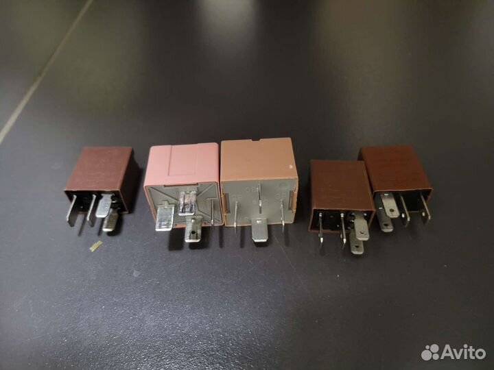 Продаётся Реле вентилятора системы охлаждения