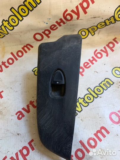 Кнопка стеклоподъемника задняя правая Honda Civic