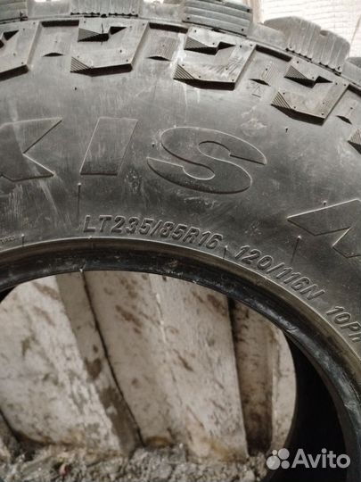 Maxxis Bighorn 235/85 R16 203