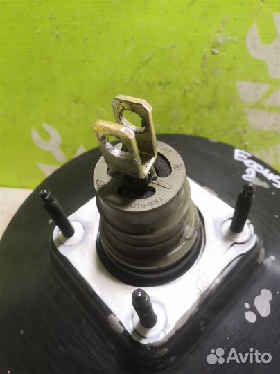 Усилитель тормозов вакуумный Форд Фокус 2