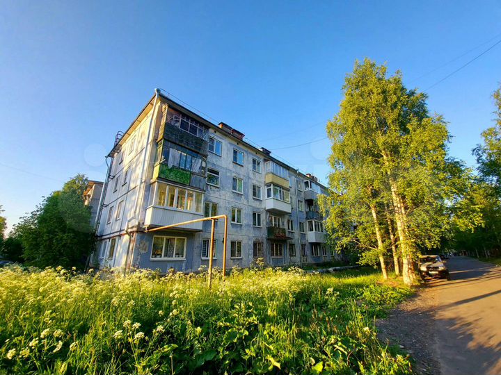 1-к. квартира, 32 м², 1/4 эт.