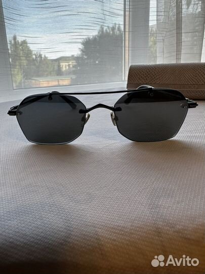 Очки солнцезащитные