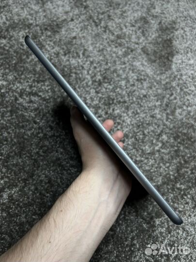 iPad 6 (2018) 128gb Wi-Fi + Cellular. Ростест