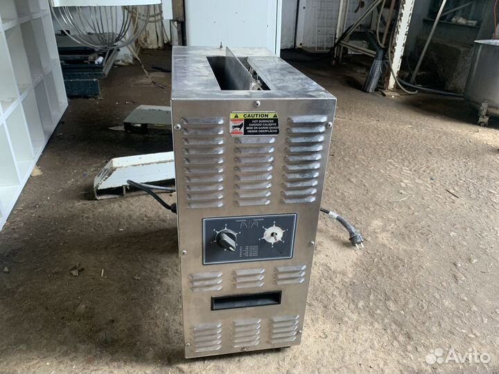 Тостер конвейерный Roundup модель VCT-2000