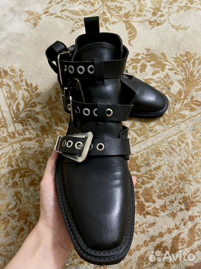 Ботинки женские