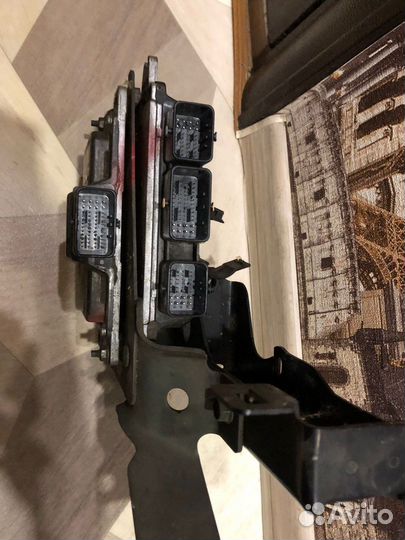 Блок управления двс и АКПП mr 20de