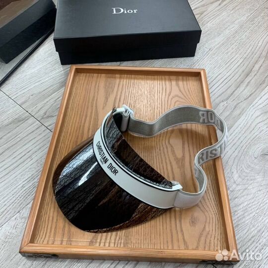 Козырек dior