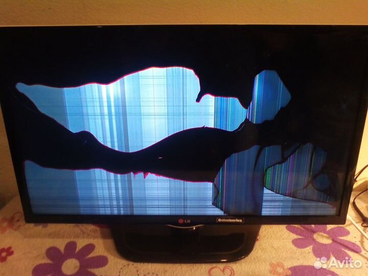 ЖК LG 32LN536U на разбор