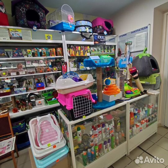 Корм для собак и кошек