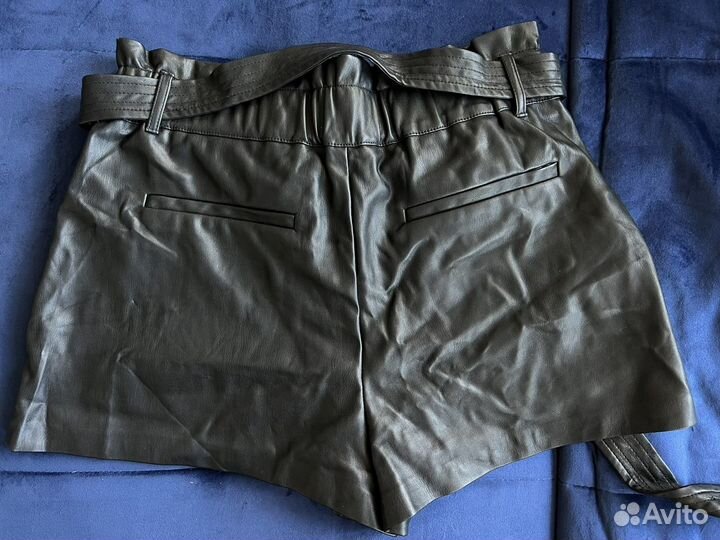 Шорты из экокожи zara