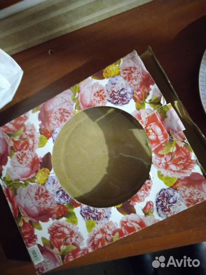 Фарфоровая посуда блюдо