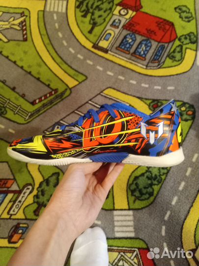 Футзалки adidas