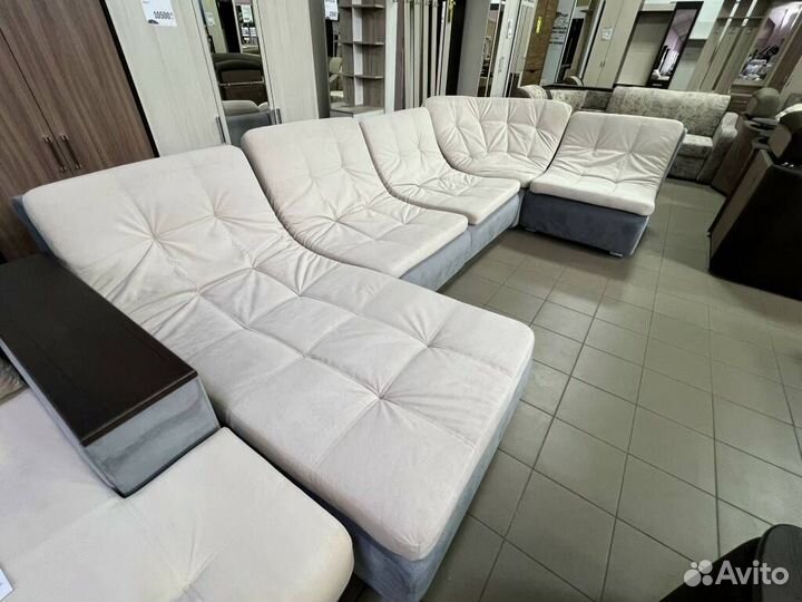 Диван шикарный