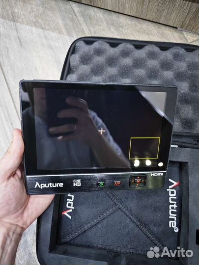 Накамерный монитор Apature VS-2 FineHD