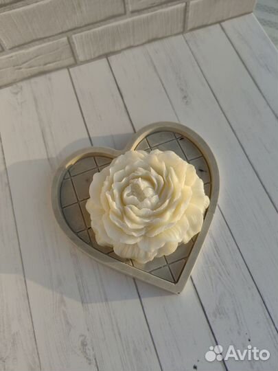 Свеча пион, подставка из гипса