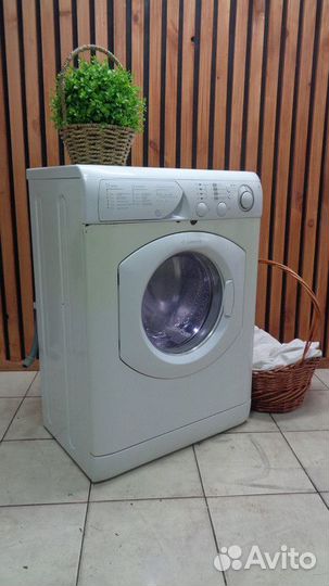 Стиральная машина Ariston
