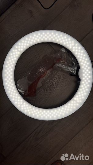 Кольцевая лампа 48см со штативом