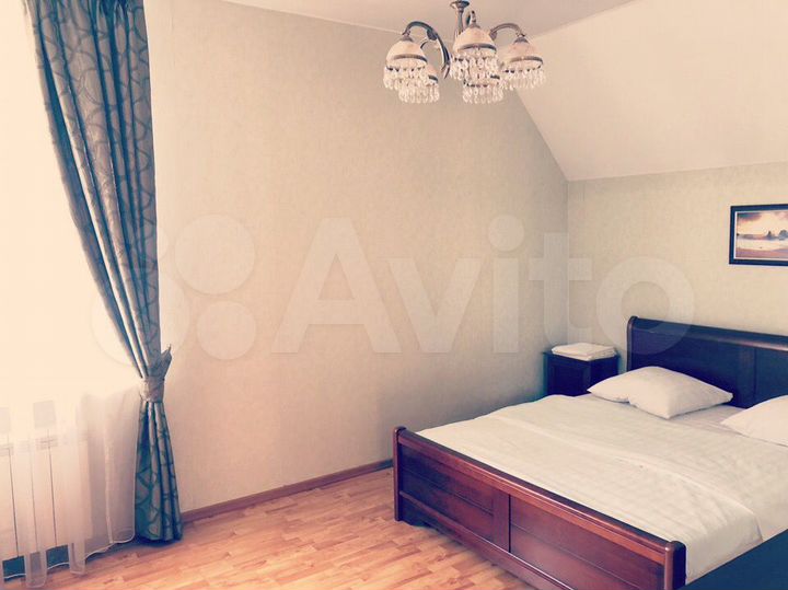 Дом 250 м² на участке 10 га