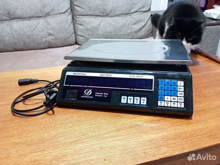 Весы торговые электронные