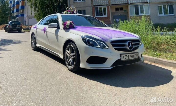 Свадебные украшения на автомобиль