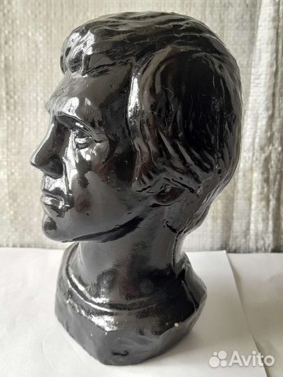 Бюст Высоцкий