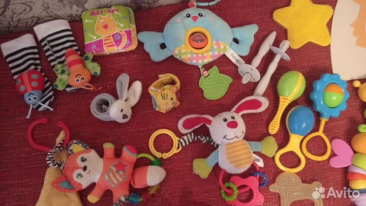 Игрушки погремушки с 0 пакетом