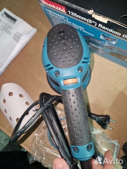 Эксцентриковая шлифмашинка makita BO 5041