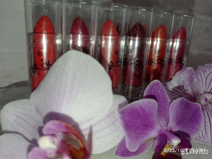 Помады для губ Ffleur увлажняющие