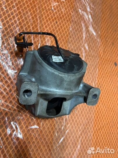 Подушка двигателя Audi A5 I 8T cdnc 2011