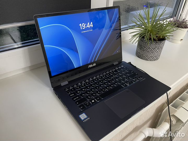 Ноутбук Asus vivobook 14 Flip i3