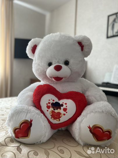 Плюшевый медведь