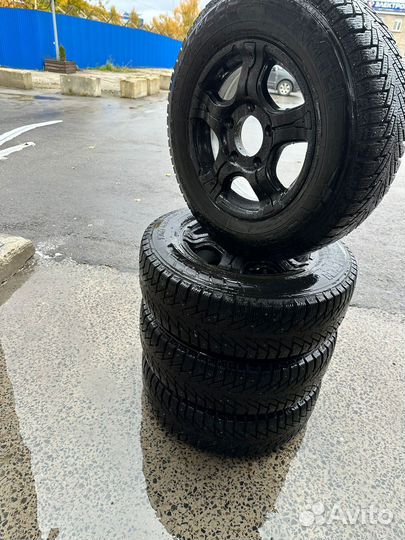 Литые диски р 15 5 139,7 нива,с зимней резиной