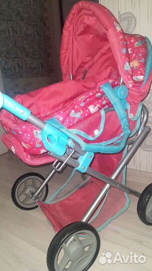 Игрушечная коляска для кукол