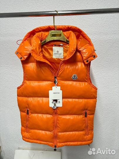 Жилетка moncler