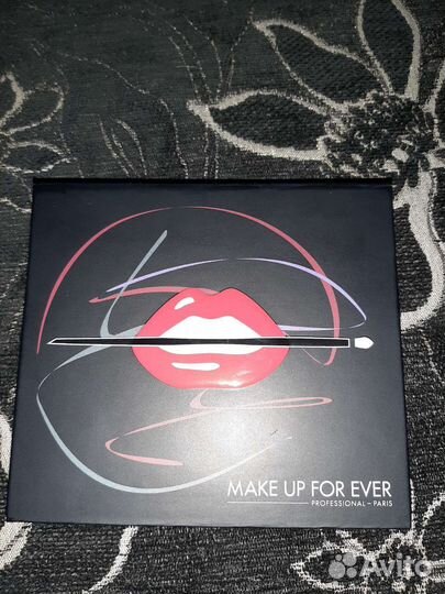 Make up for ever тени