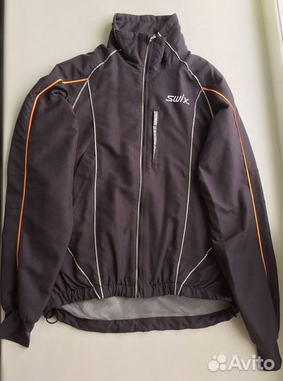Разминочная куртка swix