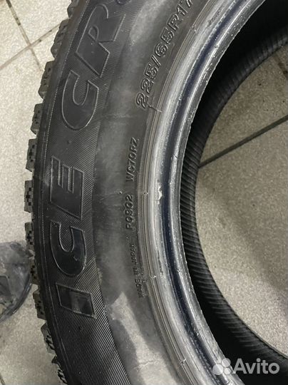 Bridgestone Ice Cruiser 7000 225/65 R17 106T