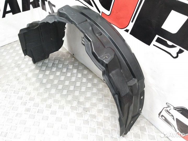 Подкрылок передний Mitsubishi Outlander XL