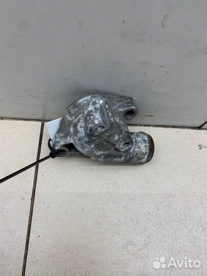 Корпус термостата Saab 9-5 седан B205 1985см 150лс