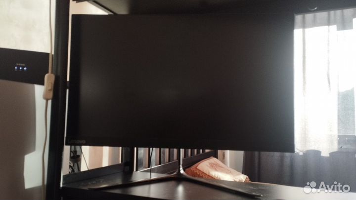Монитор Lenovo 24